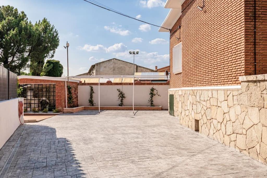 La Casa De Ines Villa Alcalá de Henares Buitenkant foto